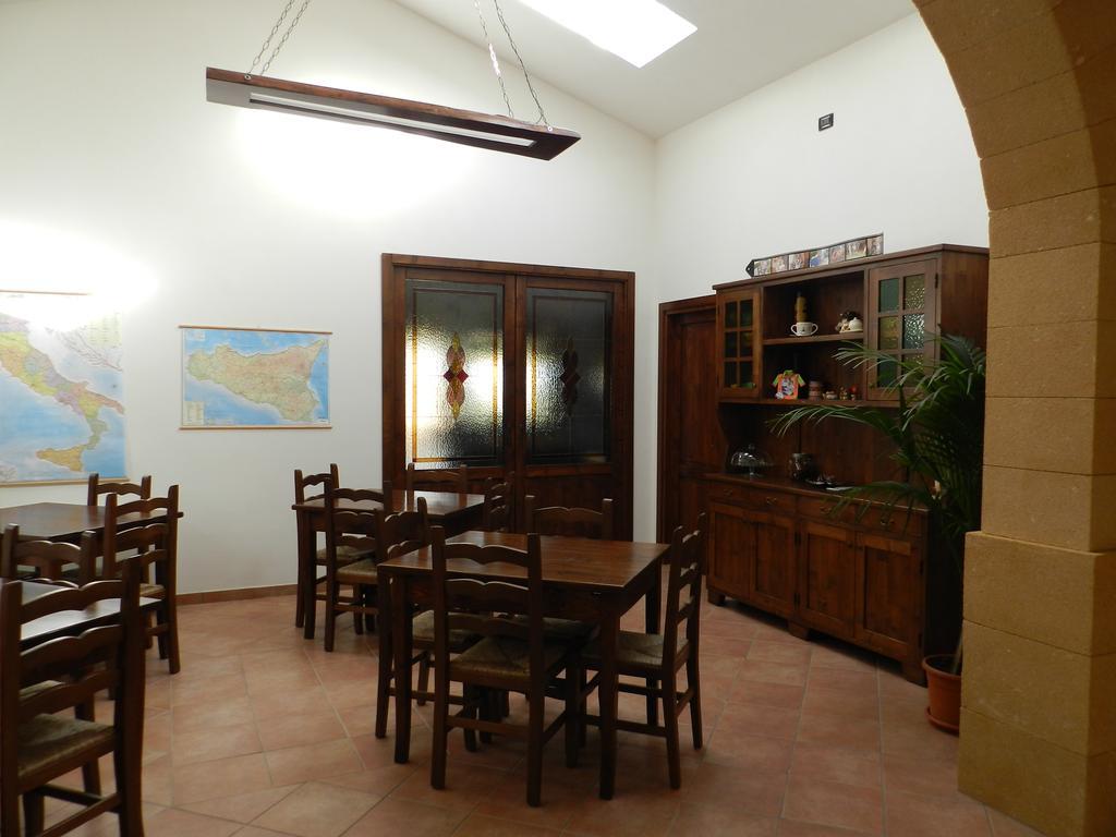 Baglio Olivastro Bed & Breakfast Digerbato Exterior photo