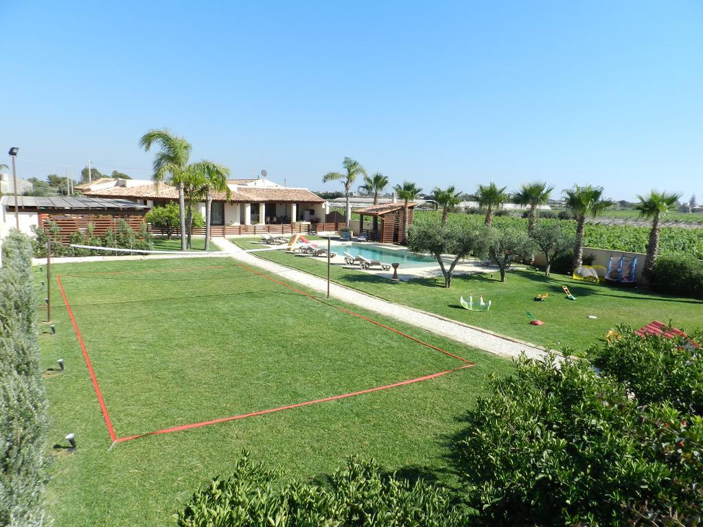 Baglio Olivastro Bed & Breakfast Digerbato Exterior photo